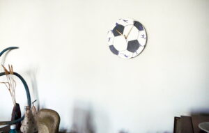 minge fotbal ceas perete