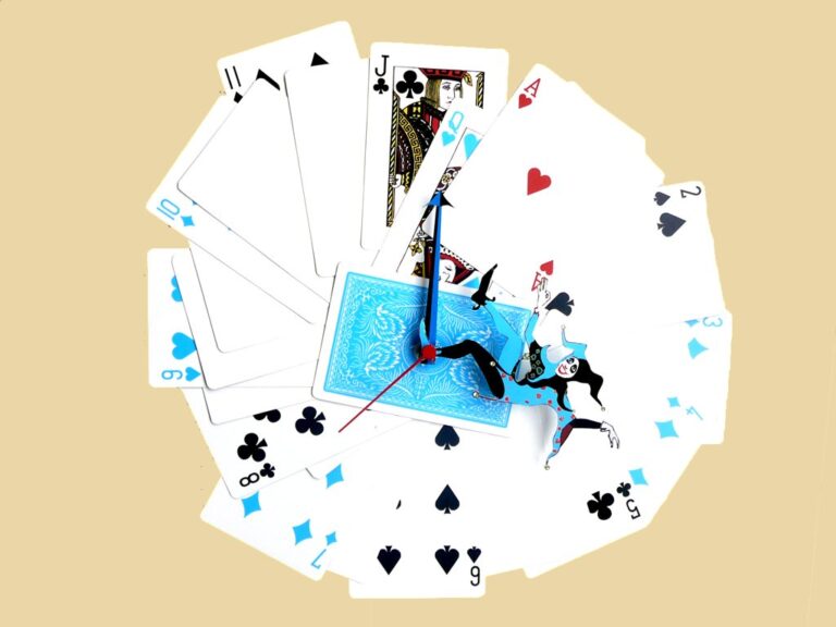 Ceas de perete Cărți de joc poker ceas perete