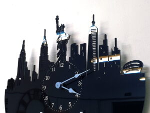 Ceas plexiglass negru Detaliu New York