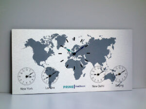 Ceas world time personalizat
